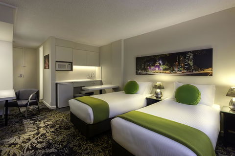 City Limits Hotel Apartments - Flights 4