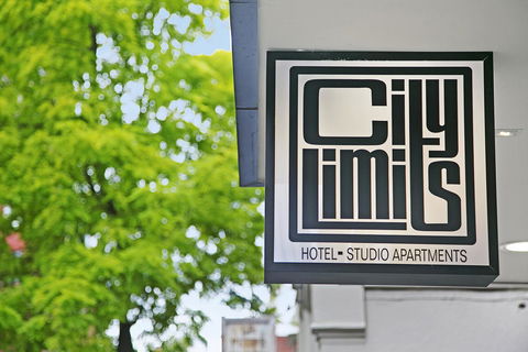 City Limits Hotel Apartments - Flights 10
