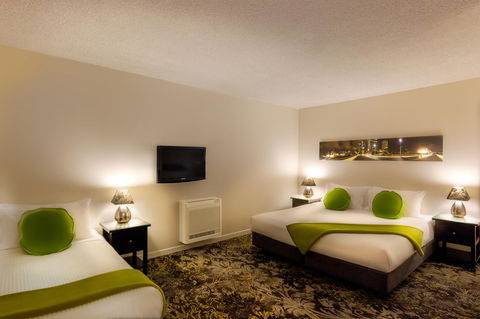 City Limits Hotel Apartments - Flights 8