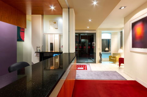 City Limits Hotel Apartments - Flights 15