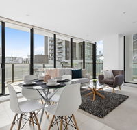 Complete Host Tiara Apartments - Flights