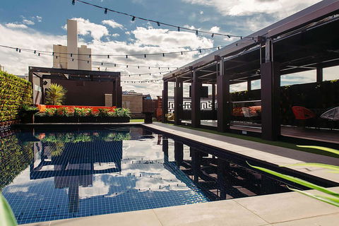 Crowne Plaza Melbourne Carlton, An IHG Hotel - Flights 5
