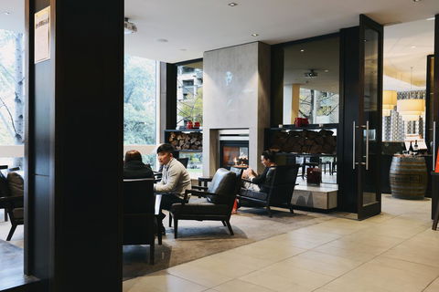 Crowne Plaza Melbourne Carlton, An IHG Hotel - Flights 27