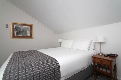 Quality Inn & Suites The Menzies - Flights 25