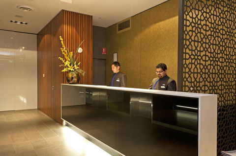 Causeway 353 Hotel - Flights 1