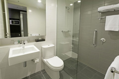 Causeway 353 Hotel - Flights 2