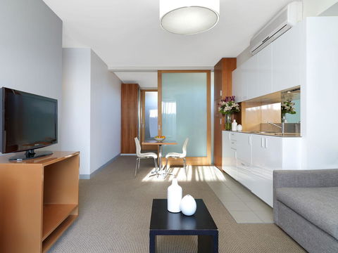 Adina Apartment Hotel St Kilda Melbourne - Flights 29