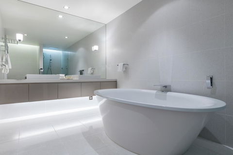 RACV Torquay Resort - Flights 6