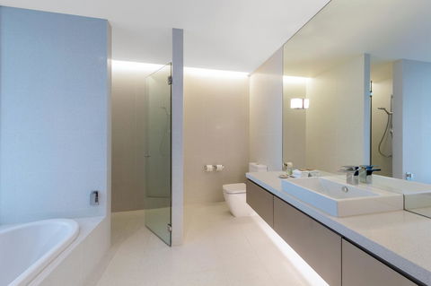 RACV Torquay Resort - Flights 13