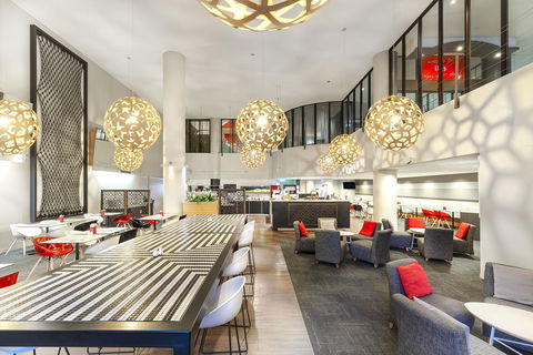 Ibis Melbourne Hotel And Apartments - Flights 25
