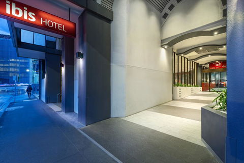 Ibis Melbourne Hotel And Apartments - Flights 3