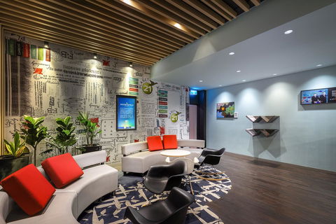 Ibis Melbourne Hotel And Apartments - Flights 22