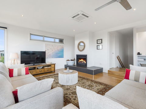Aireys Ocean View - Flights 2