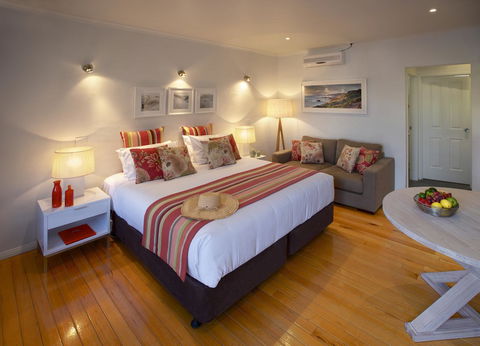 Sorrento Beach Motel - Flights 13