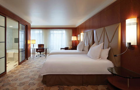 Park Hyatt Melbourne - Flights 18