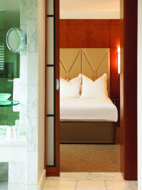 Park Hyatt Melbourne - Flights 13