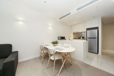 COZY 2BR Suites, FEDERATION SQUARE + FREE Parking - Flights 7