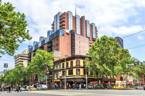Paramount Apartments Melbourne - Flights 0