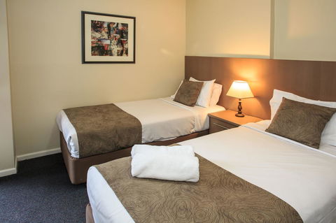 Paramount Apartments Melbourne - Flights 41
