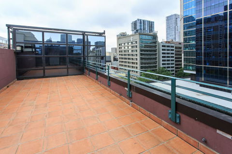 Paramount Apartments Melbourne - Flights 13