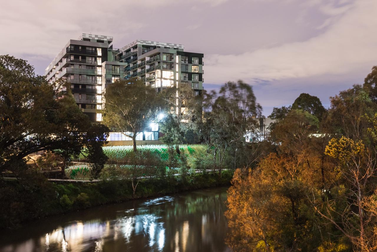 Abbotsford VIC Flights