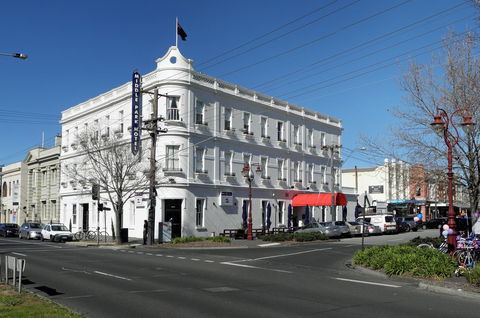 Middle Park Hotel - Flights 7