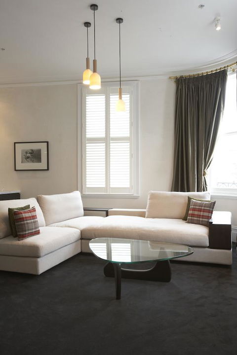 Middle Park Hotel - Flights 9