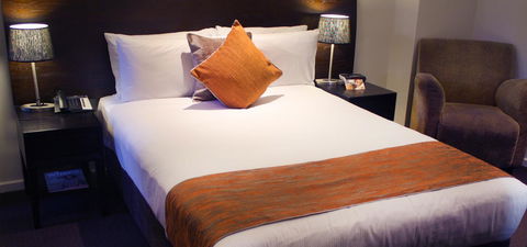Hotel Grand Chancellor Melbourne - Flights 12