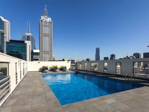Hotel Grand Chancellor Melbourne - Flights 13