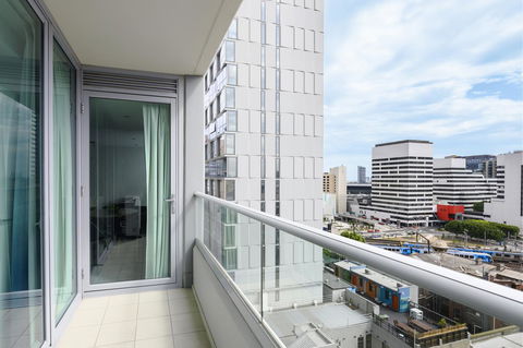 Brady Apartment Hotel Flinders Street - Flights 5