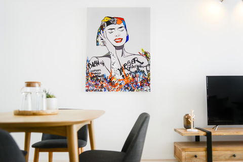 Canvas Suites On Russell Place - Flights 38
