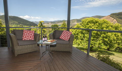 Abbys Cottages Bright - Flights 7
