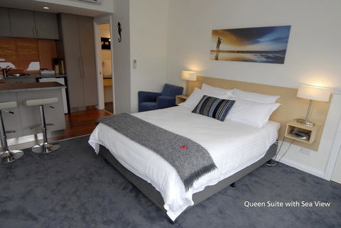 Seascape Accommodation - Flights 7