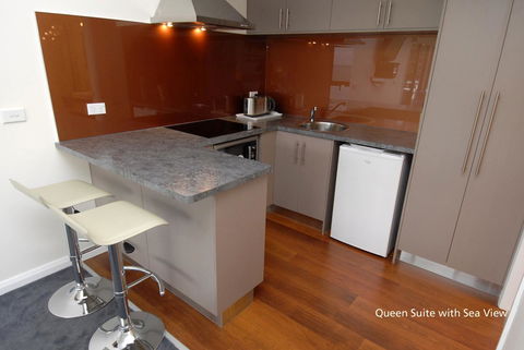 Seascape Accommodation - Flights 5