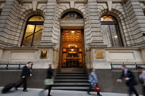 Treasury On Collins - Flights 32