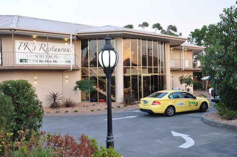Quality Hotel Melbourne Airport - Flights 0