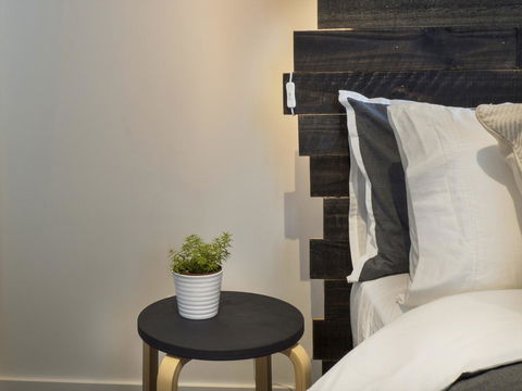 LittleStay Swanston - 2 Bedroom Aptm - Flights 13