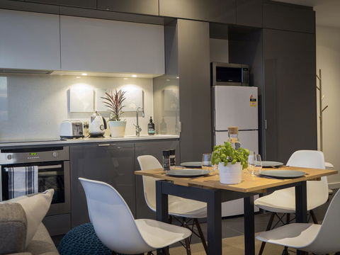 LittleStay Swanston - 2 Bedroom Aptm - Flights 33