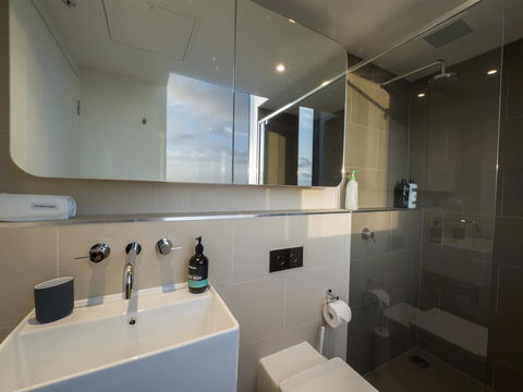 LittleStay Swanston - 2 Bedroom Aptm - Flights 34