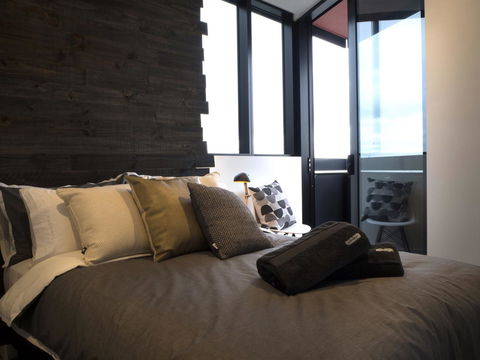 LittleStay Swanston - 2 Bedroom Aptm - Flights 28
