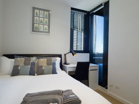 LittleStay Swanston - 2 Bedroom Aptm - Flights 5