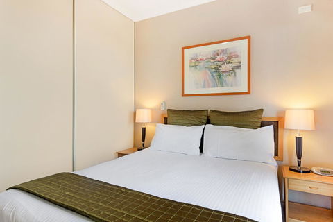 Punt Road Apartment Hotel - Flights 11