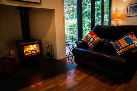 Ashwood Cottages - Flights 26