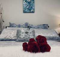 The private  green and cozy home in Caulfield - Flights