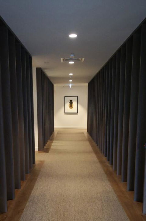 The Private , Green And Cozy Home In Caulfield - Flights 3