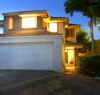 Theme Park HolidayTownhouse - Flights