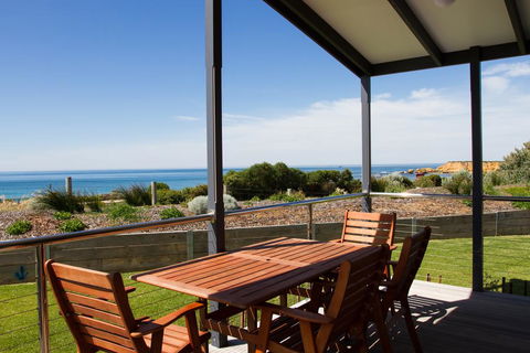 Torquay Foreshore Caravan Park - Flights 0
