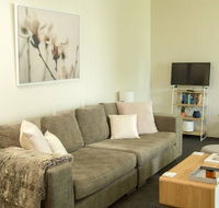 Two Bedroom Gem Short Drive to MONA - Flights