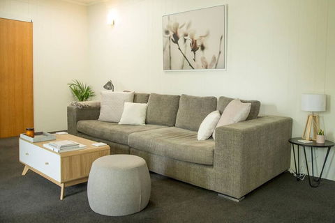 Two Bedroom Gem, Short Drive To MONA - Flights 2