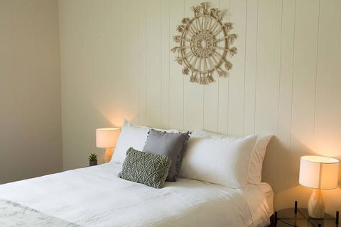 Two Bedroom Gem, Short Drive To MONA - Flights 1